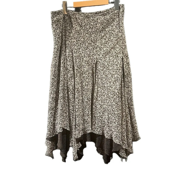 Conrad C skirt, multiple layers, beautiful. Size 16 - Picture 2 of 4